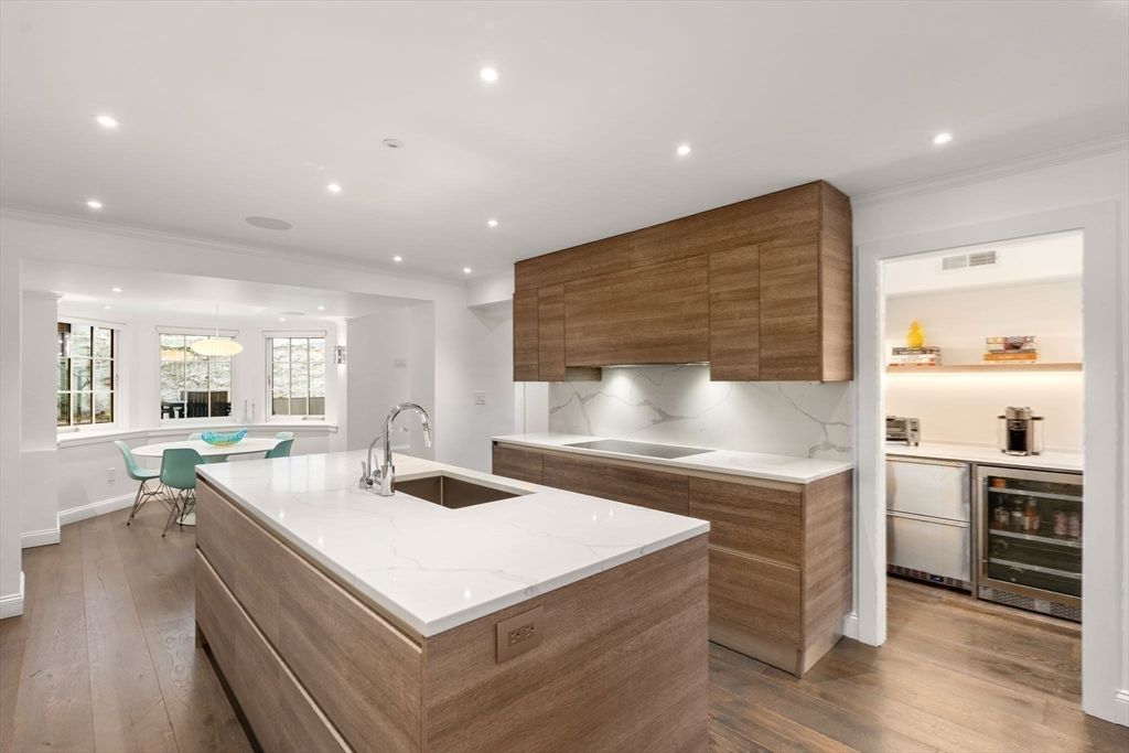 Dining room, Interior, Kitchen, Recessed Lighting, Stainless Steel Appliances, Wood Texture Flooring