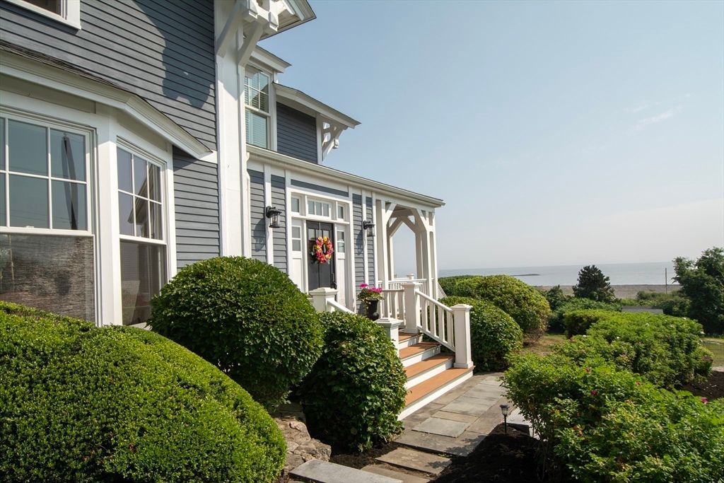 Exterior, Water