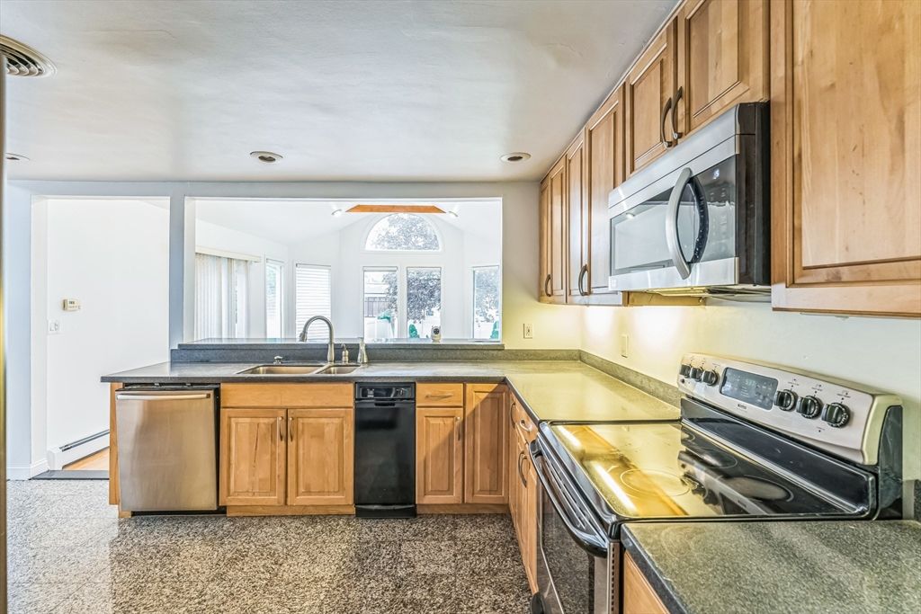 Interior, Kitchen, Recessed Lighting