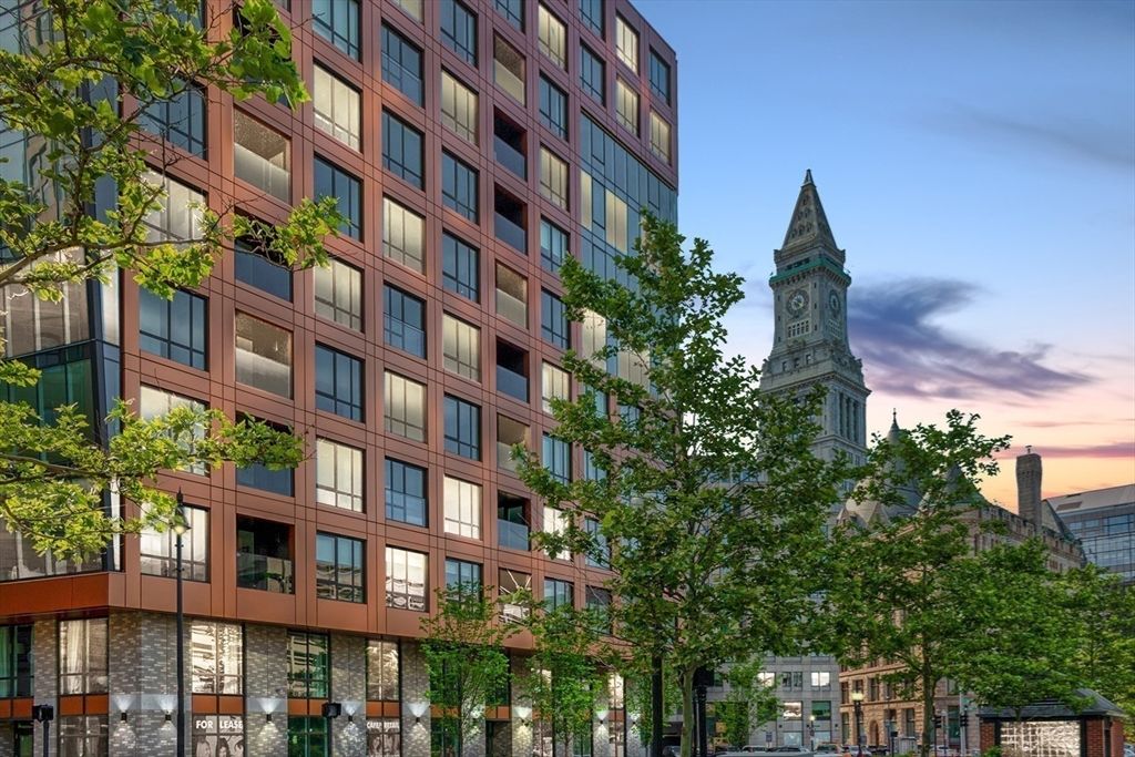 Exterior, Facade, Condo Building