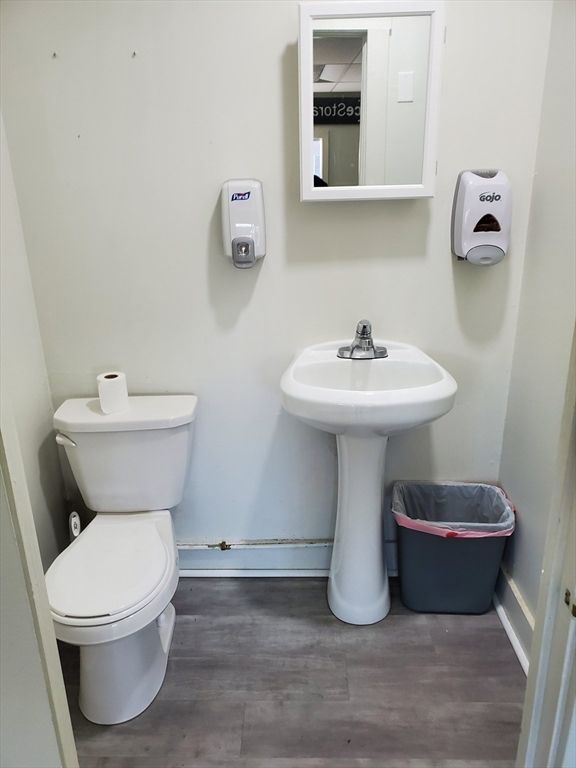 Bathroom, Free Standing Baths, Interior, Wood Texture Flooring