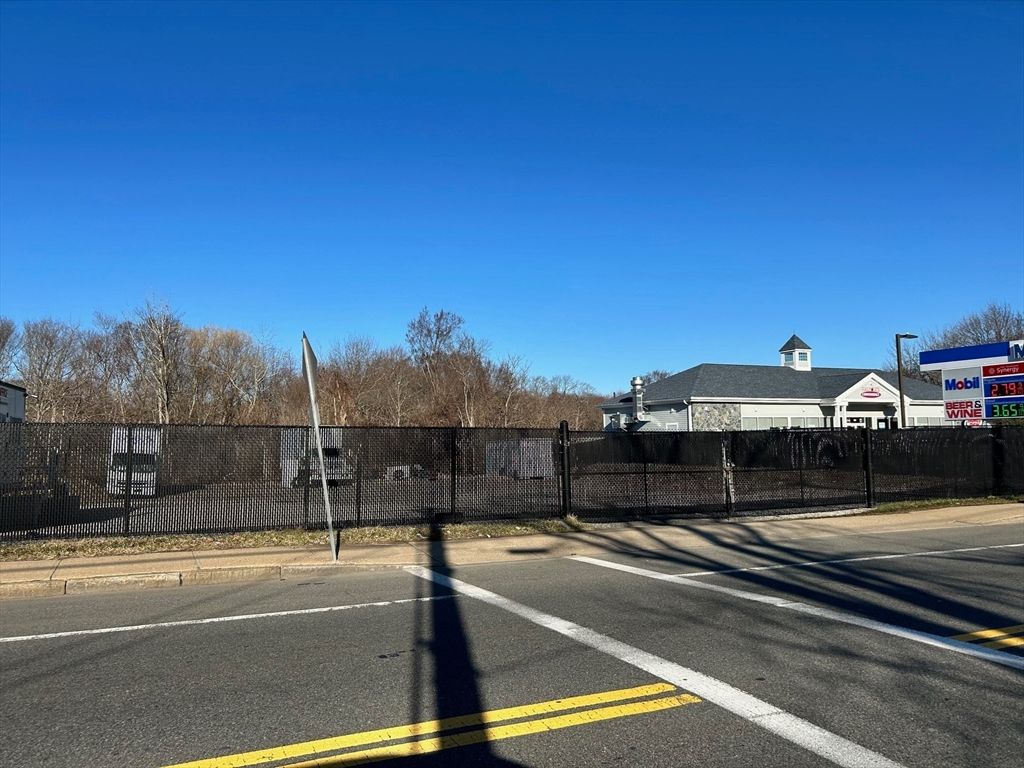 Exterior, Tennis Courts