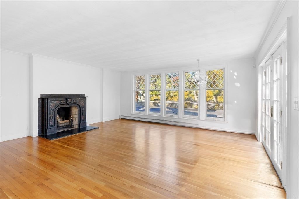 Empty room, Fireplace, Interior, Wood Texture Flooring