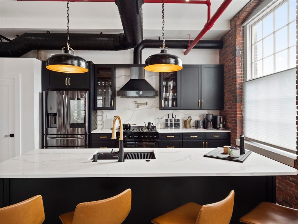 Interior, Kitchen, Pendant Lights, Stainless Steel Appliances