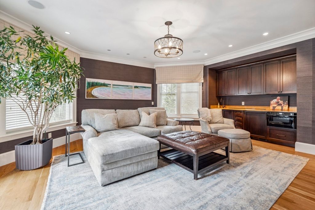 Chandelier, Interior, Living room, Pendant Lights, Recessed Lighting, Wood Texture Flooring