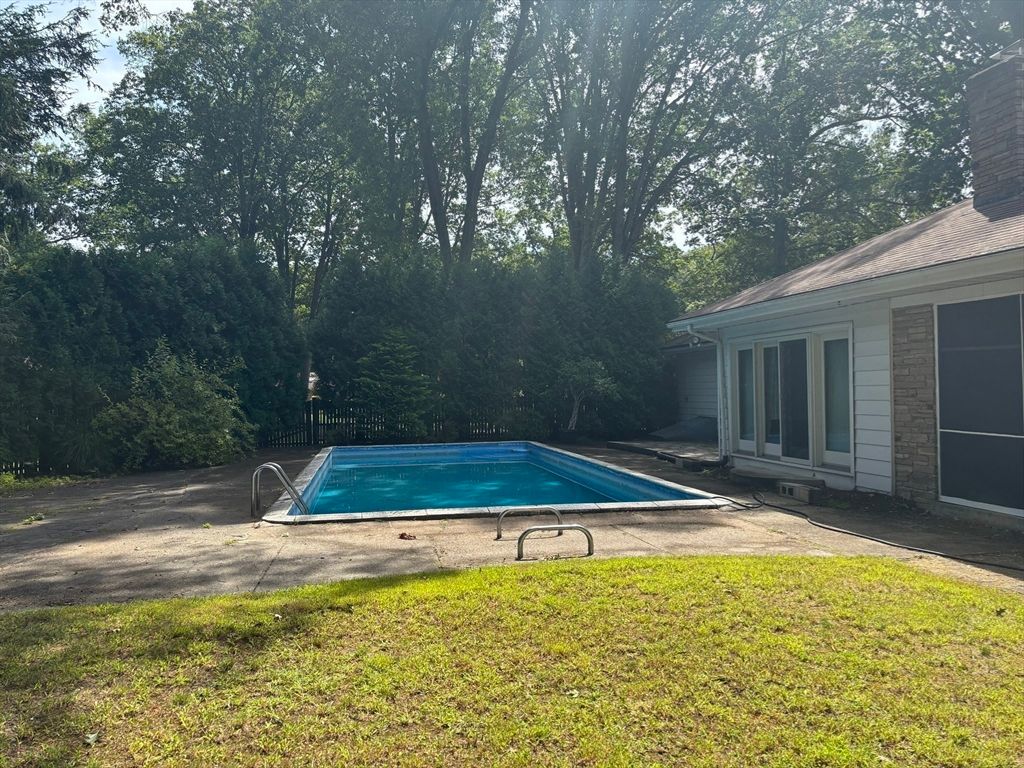 Backyard, Exterior, Pool