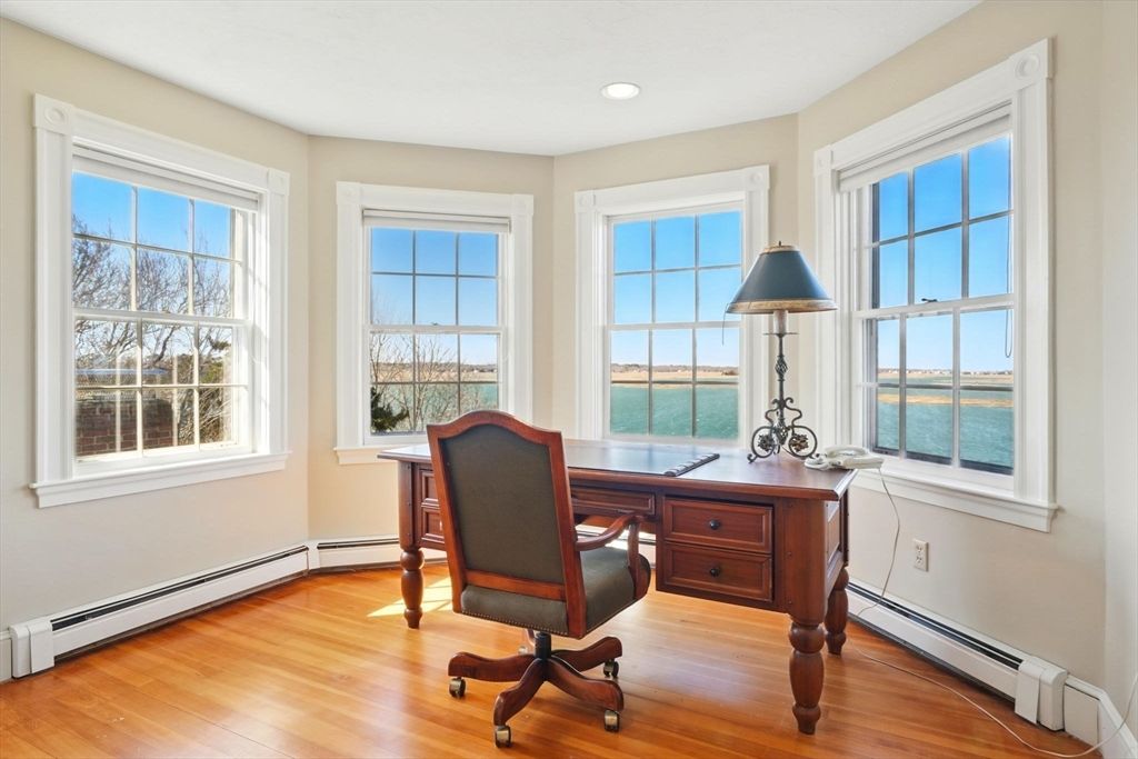 Home Office, Interior, Recessed Lighting, Water, Wood Texture Flooring