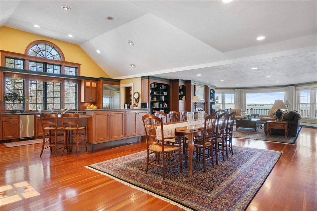 Dining room, Interior, Kitchen, Living room, Recessed Lighting, Wood Texture Flooring
