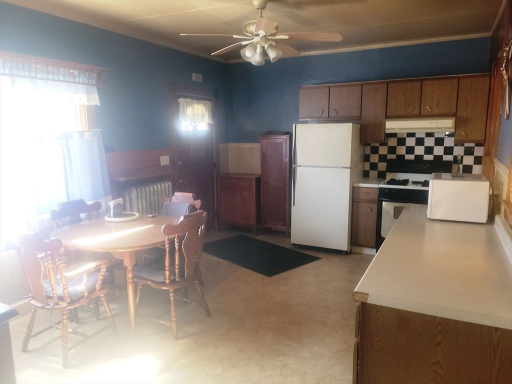 Dining room, Interior, Kitchen
