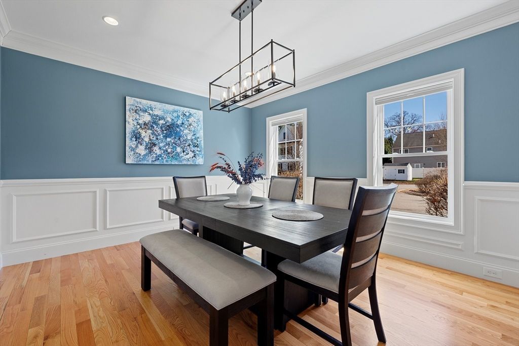 Dining room, Interior, Pendant Lights, Recessed Lighting, Wood Texture Flooring