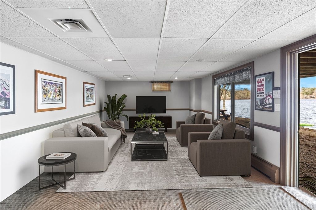 Interior, Living room, Recessed Lighting, Water