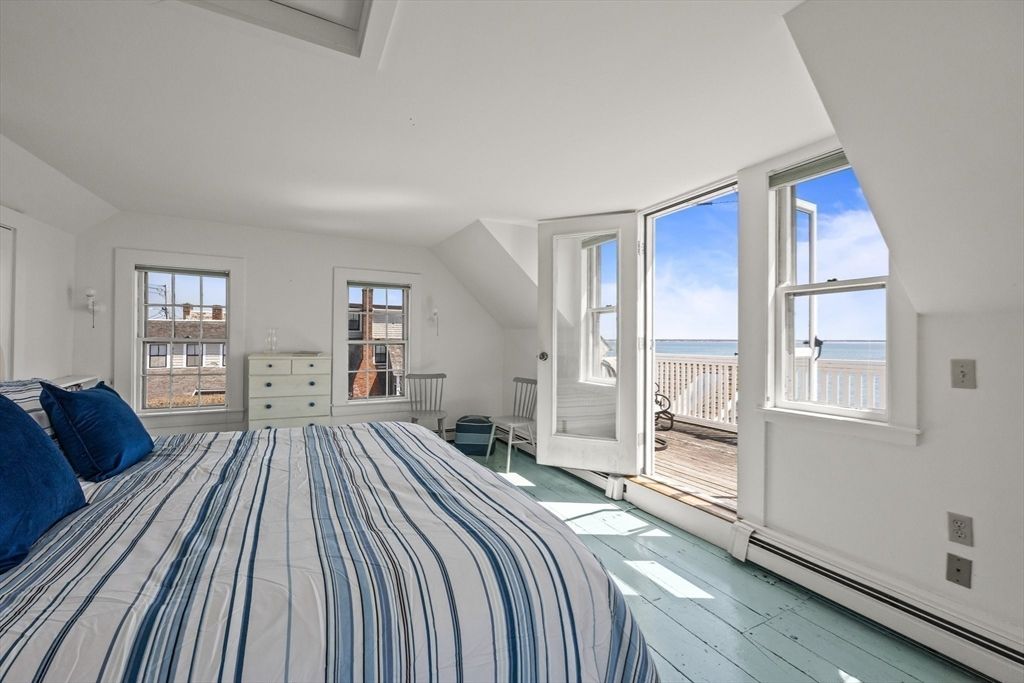 Bedroom, Interior, Water, Wood Texture Flooring