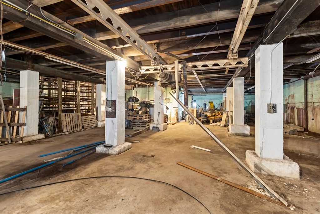 Interior, Wooden Beams
