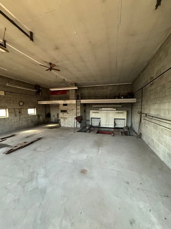 Garage, Interior, Stone Walls