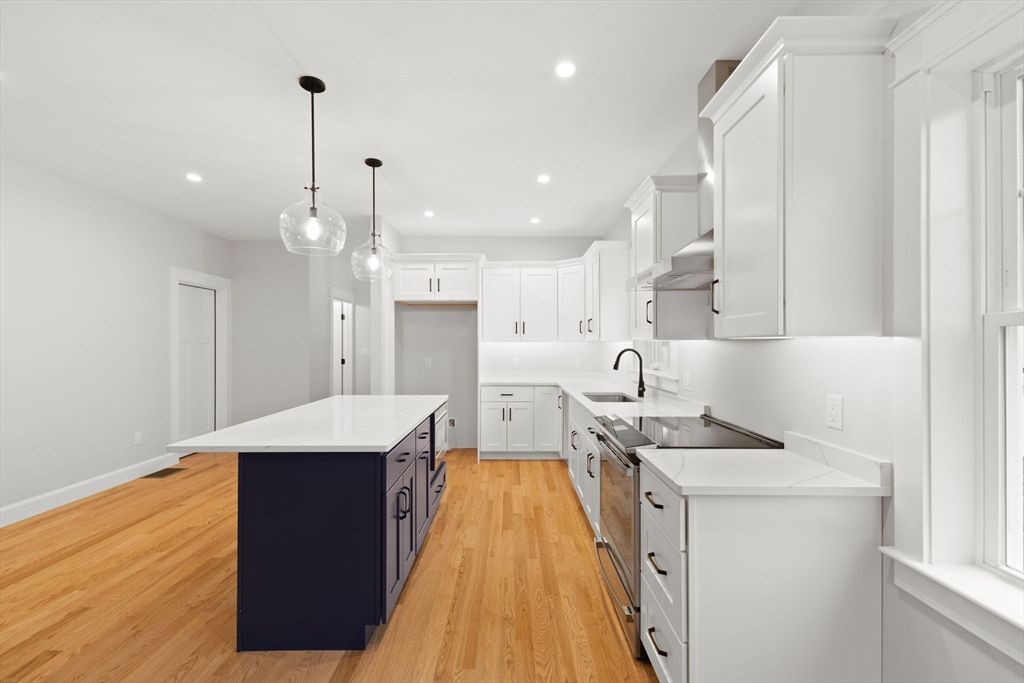 Interior, Kitchen, Pendant Lights, Recessed Lighting, Wood Texture Flooring