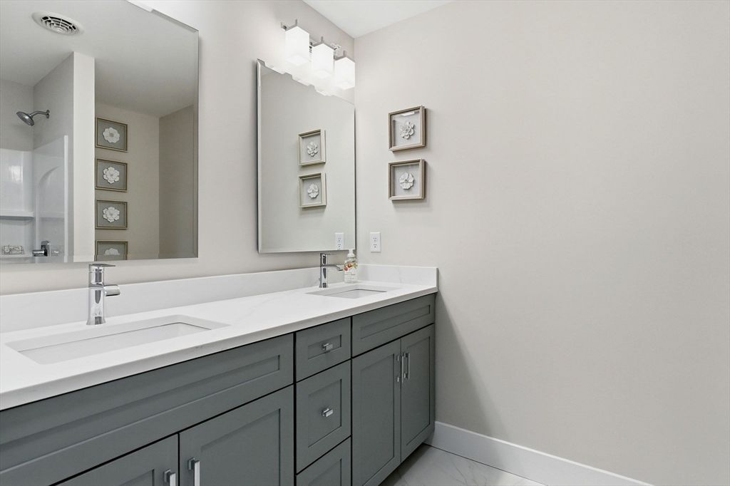 Bathroom, Dual Sink Vanities, Interior, Marble