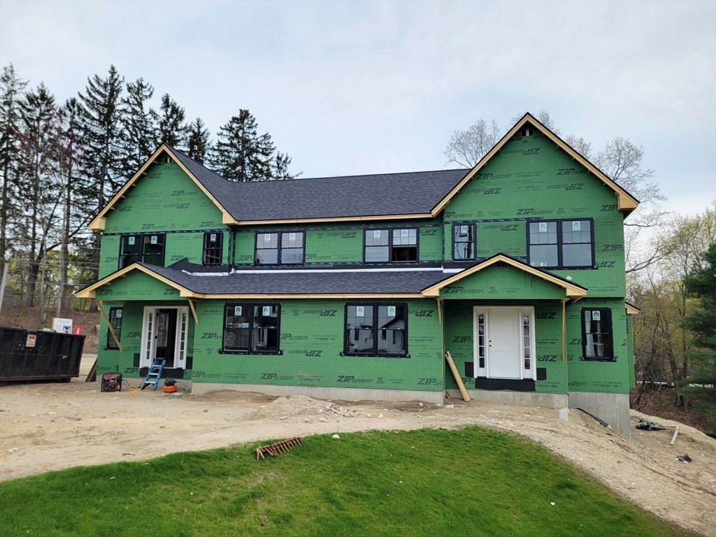 Exterior, Facade, Farmhouse
