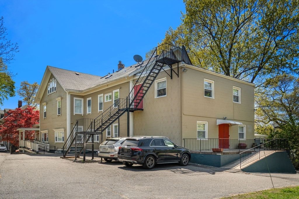 Exterior, Solar Panels