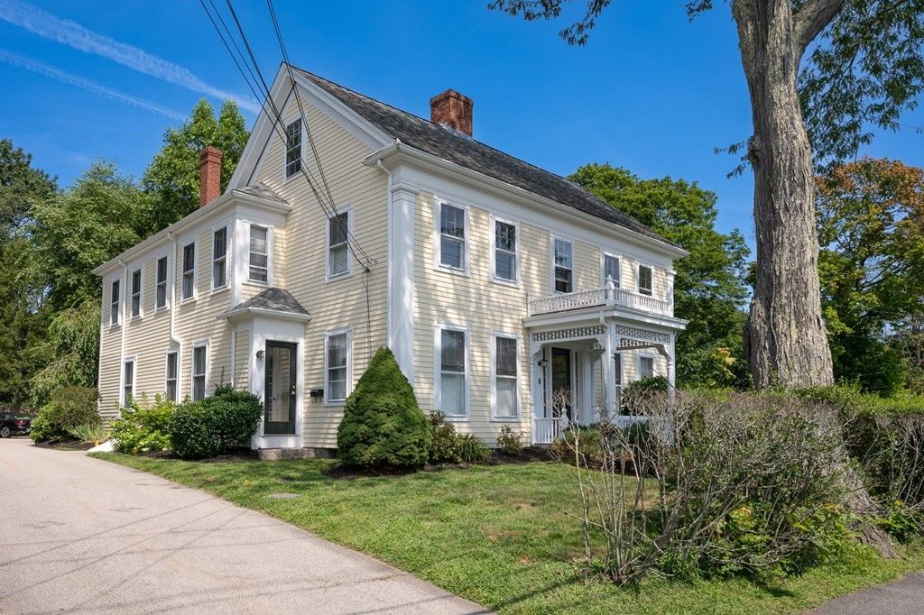 Exterior, Facade, Georgian