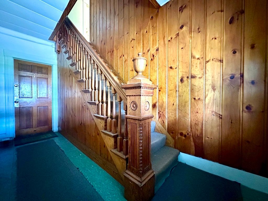 Interior, Wooden Walls