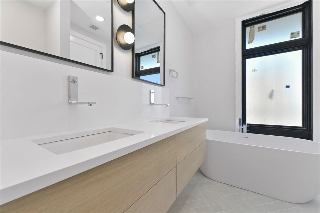 Bathroom, Dual Sink Vanities, Free Standing Baths, Interior, Recessed Lighting