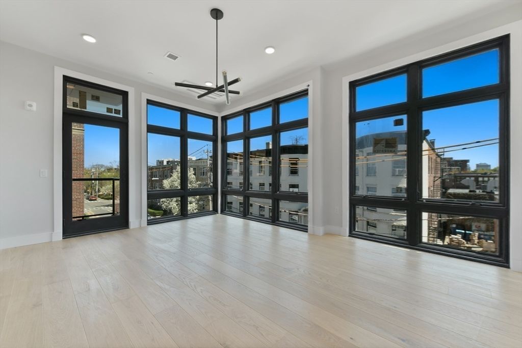 Empty room, Interior, Pendant Lights, Recessed Lighting, Wood Texture Flooring