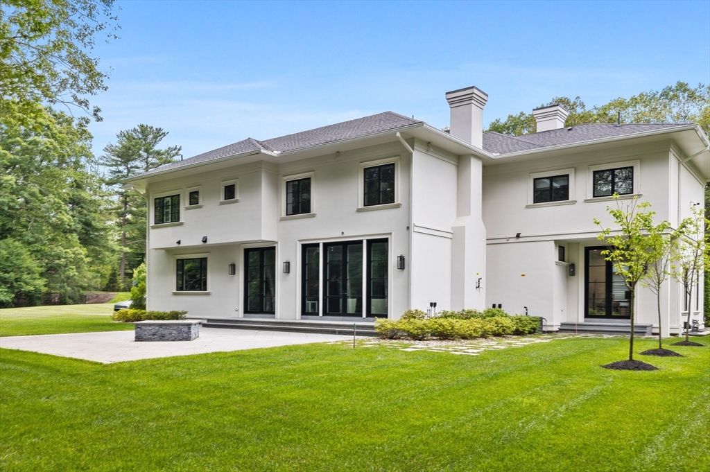 Backyard, Exterior, Facade, French Provincial