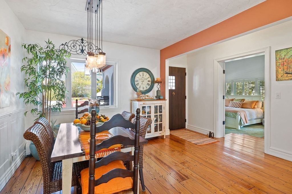 Dining room, Interior, Pendant Lights, Wood Texture Flooring