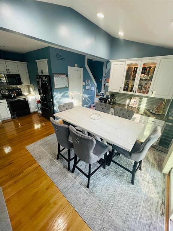 Dining room, Interior, Kitchen, Recessed Lighting, Wood Texture Flooring