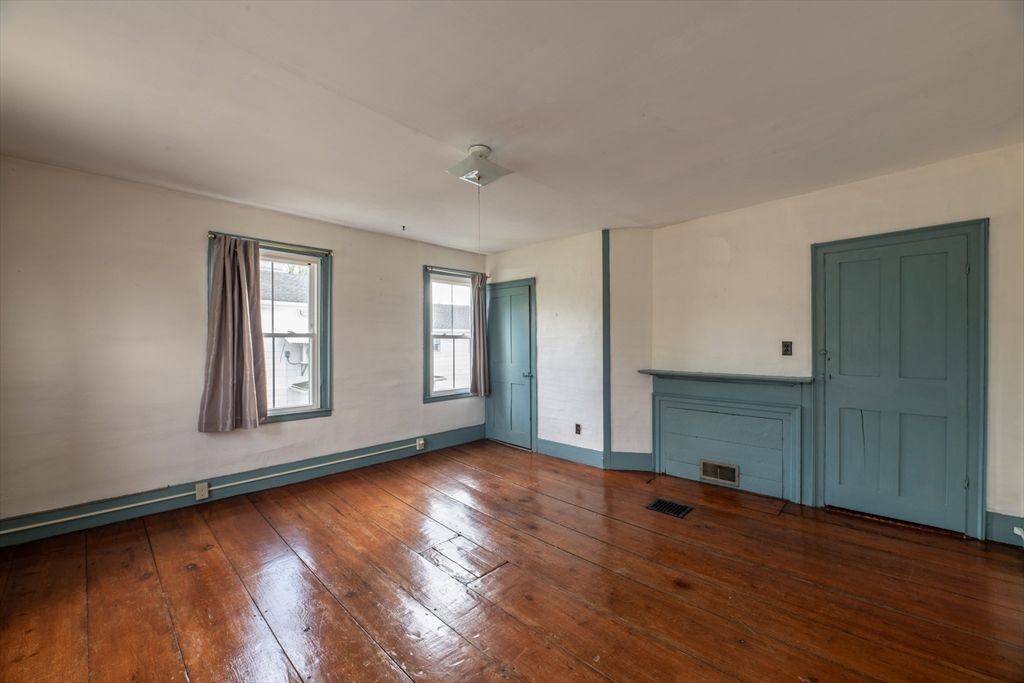 Empty room, Fireplace, Interior, Wood Texture Flooring