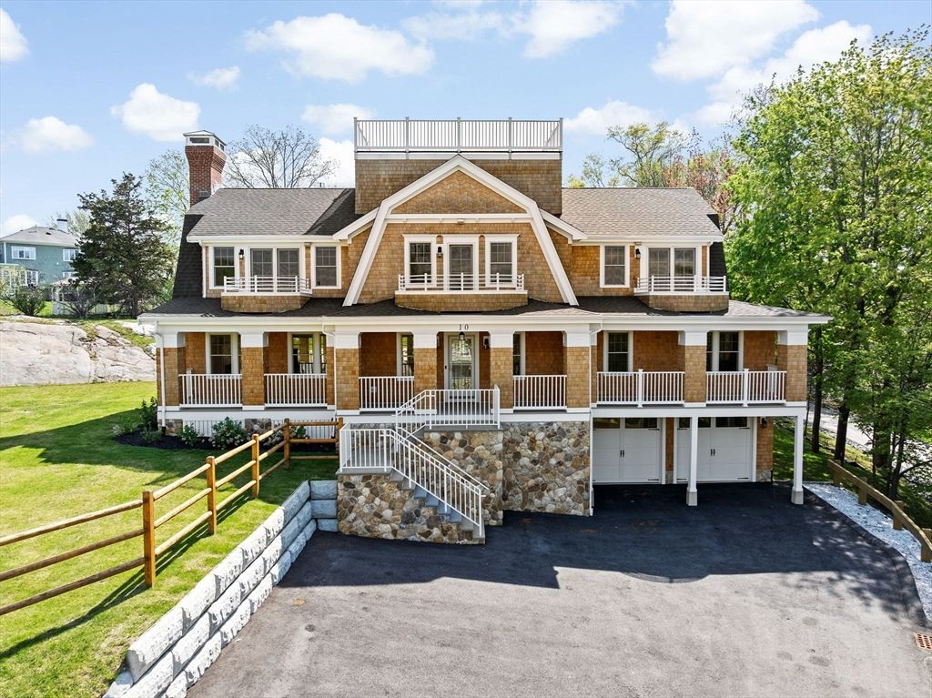 Backyard, Exterior, Facade, Cape Cod