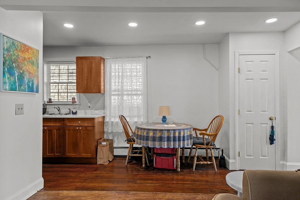 Dining room, Interior, Recessed Lighting, Wood Texture Flooring