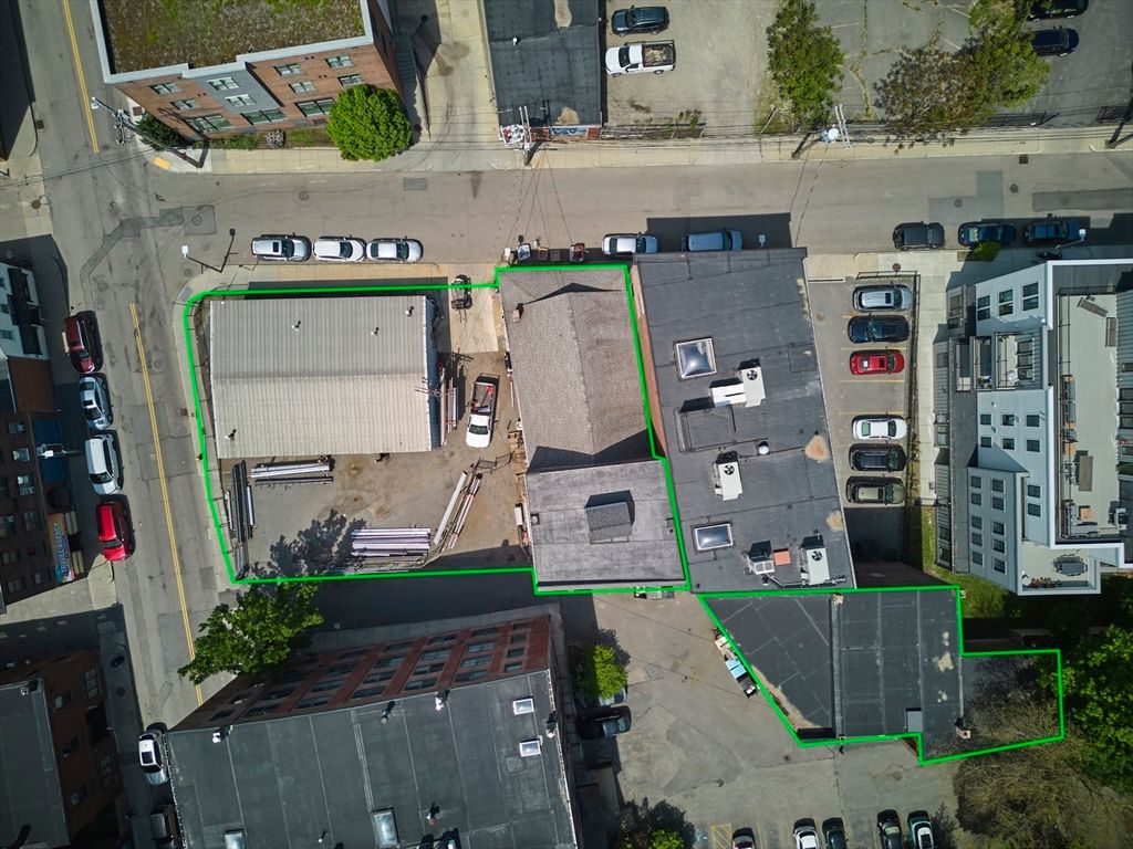 Exterior, Drone
