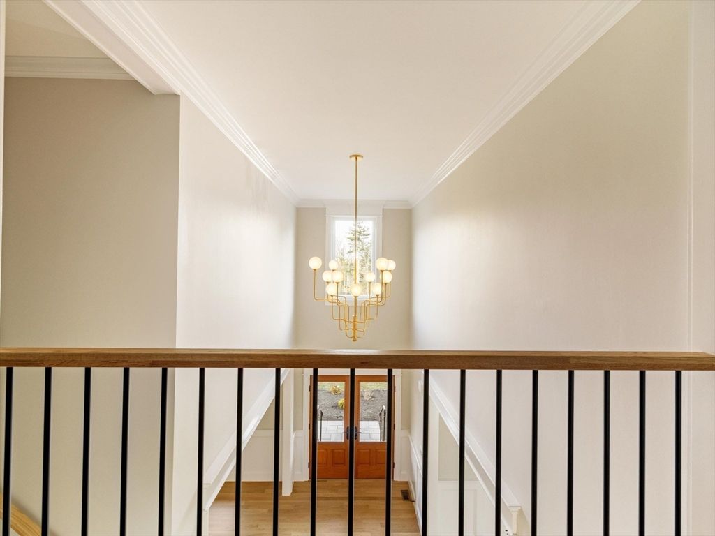 Chandelier, Interior