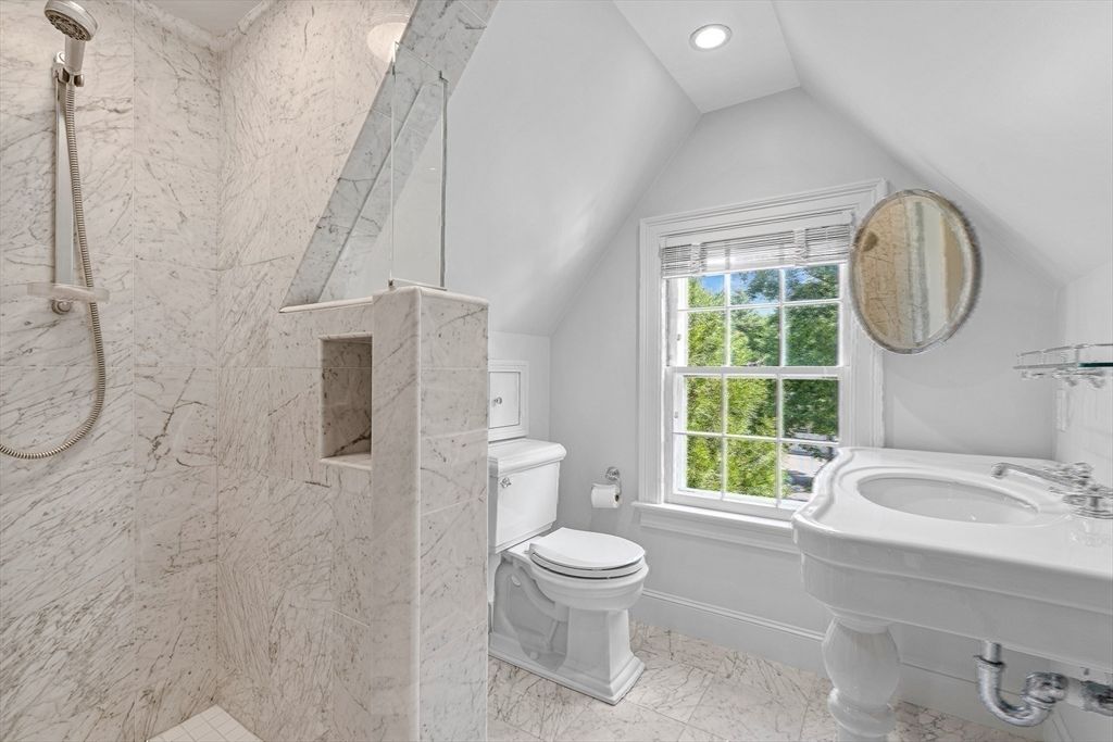 Bathroom, Interior, Marble, Marble Walls, Recessed Lighting