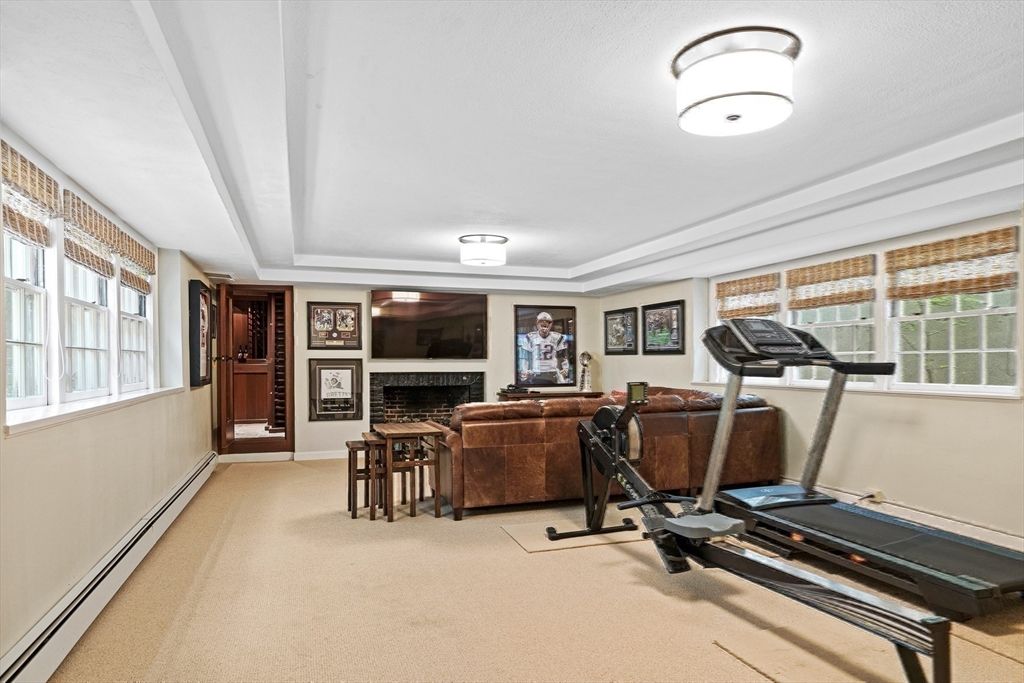 Fireplace, Fitness Equipment, Interior, Living room