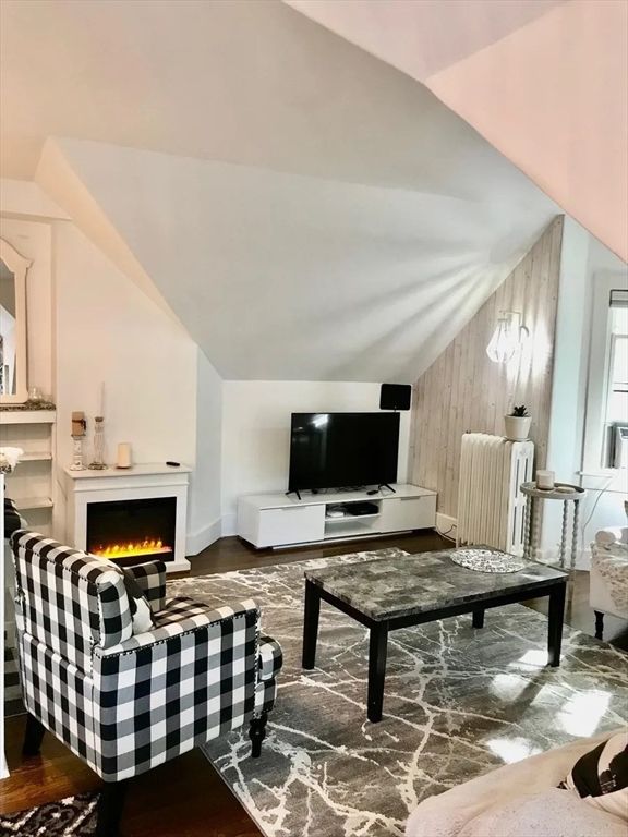 Fireplace, Interior, Living room