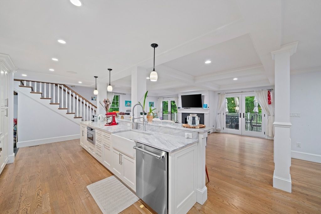 Interior, Kitchen, Pendant Lights, Recessed Lighting, Wood Texture Flooring