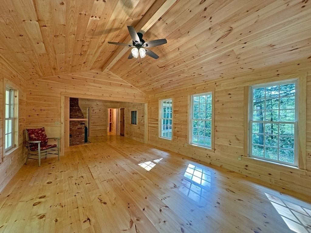 Empty room, Interior, Wooden Ceilings, Wood Texture Flooring, Wooden Walls