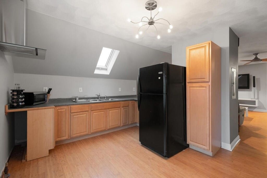 Interior, Kitchen, Pendant Lights, Wood Texture Flooring