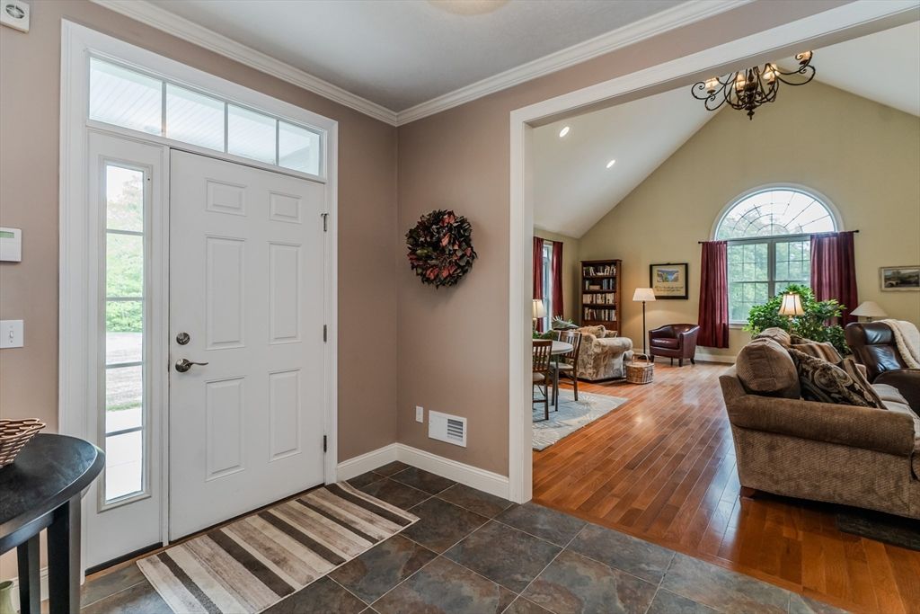 Chandelier, Interior, Living room, Recessed Lighting, Wood Texture Flooring