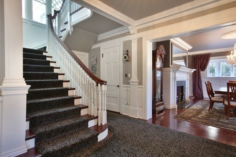 Chandelier, Dining room, Fireplace, Interior, Wood Texture Flooring