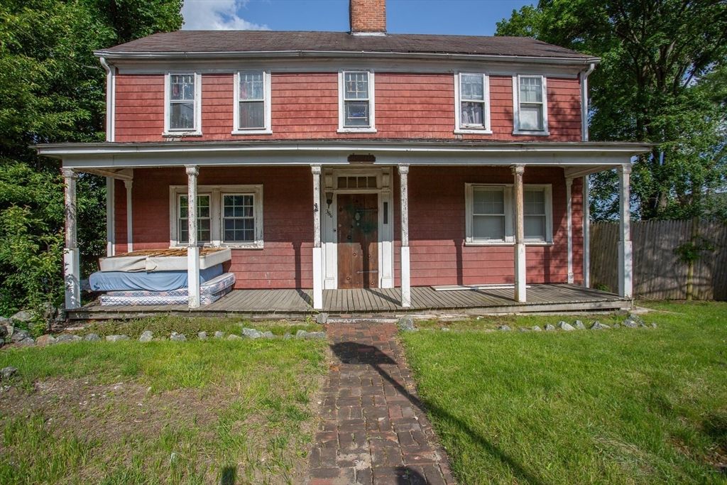 Exterior, Facade, Georgian