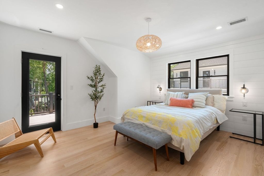 Bedroom, Interior, Pendant Lights, Recessed Lighting, Wood Texture Flooring