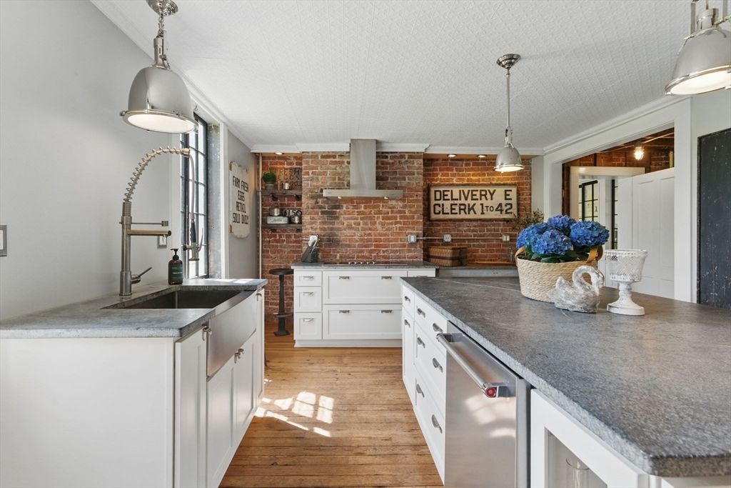 Interior, Kitchen, Pendant Lights, Stone Walls, Wood Texture Flooring