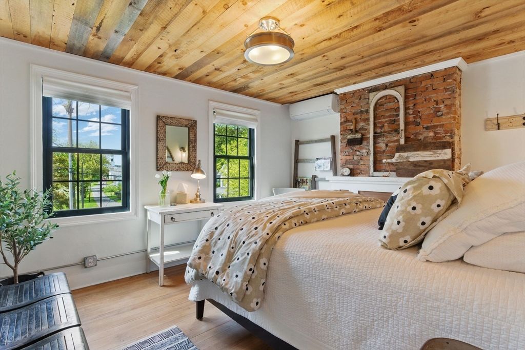 Bedroom, Interior, Stone Walls, Wooden Ceilings, Wood Texture Flooring