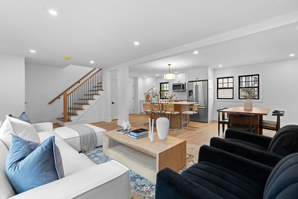 Dining room, Interior, Kitchen, Living room, Pendant Lights, Recessed Lighting, Stainless Steel Appliances, Wood Texture Flooring