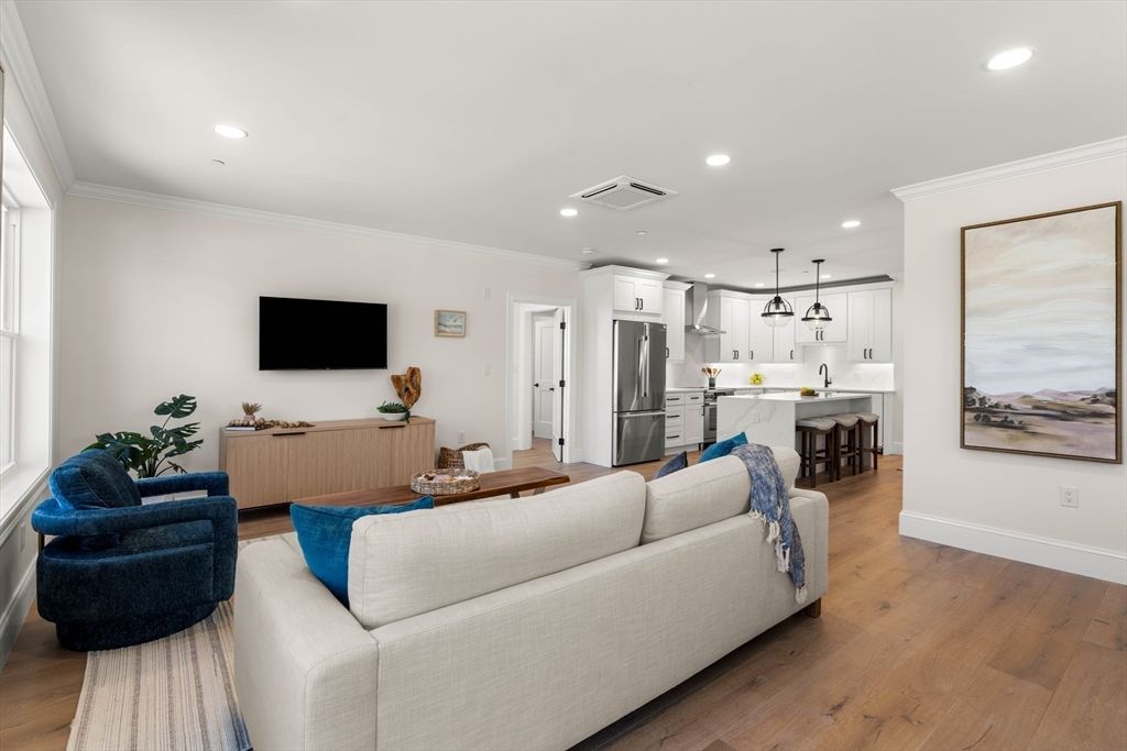 Interior, Kitchen, Living room, Pendant Lights, Recessed Lighting, Stainless Steel Appliances, Wood Texture Flooring