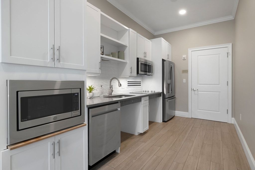 Interior, Kitchen, Recessed Lighting, Stainless Steel Appliances, Wood Texture Flooring