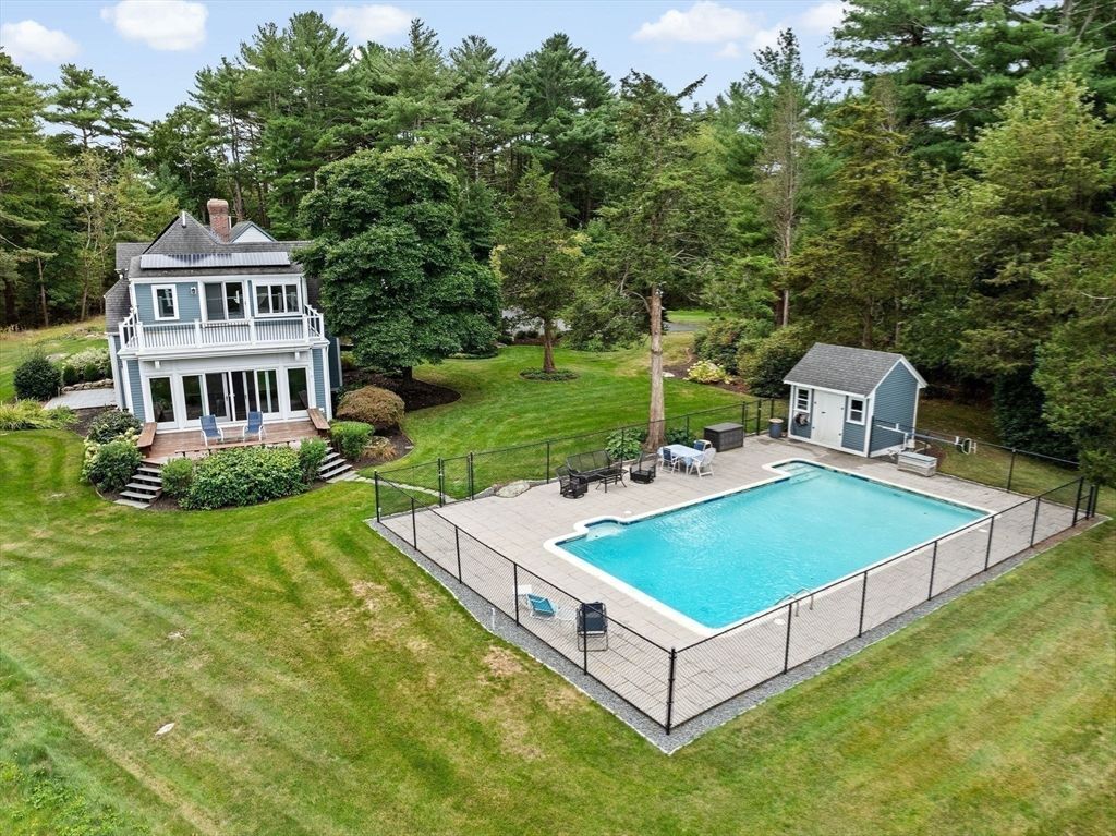 Backyard, Exterior, Pool